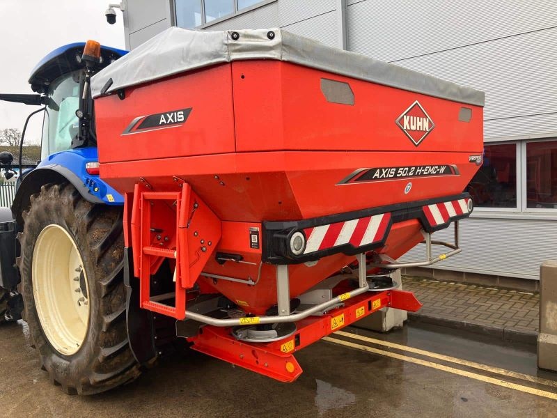 Kuhn axis 50.2 h-emc-w fertiliserspreaders €25,399