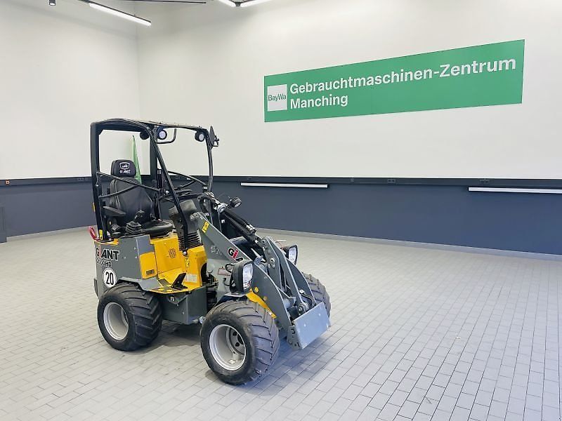Giant G1200 Cargadora de dirección deslizante 25.966 €