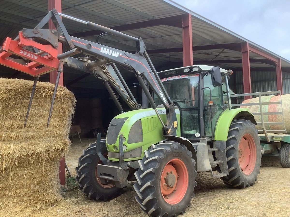 E-FARM: Claas Ares 617 ATZ - Tracteur - id BJPTZTH - 20 500 € - Année: 2007 - Lecture du nombre d'heure: 8 700,Puissance du moteur (chevaux): 110,France