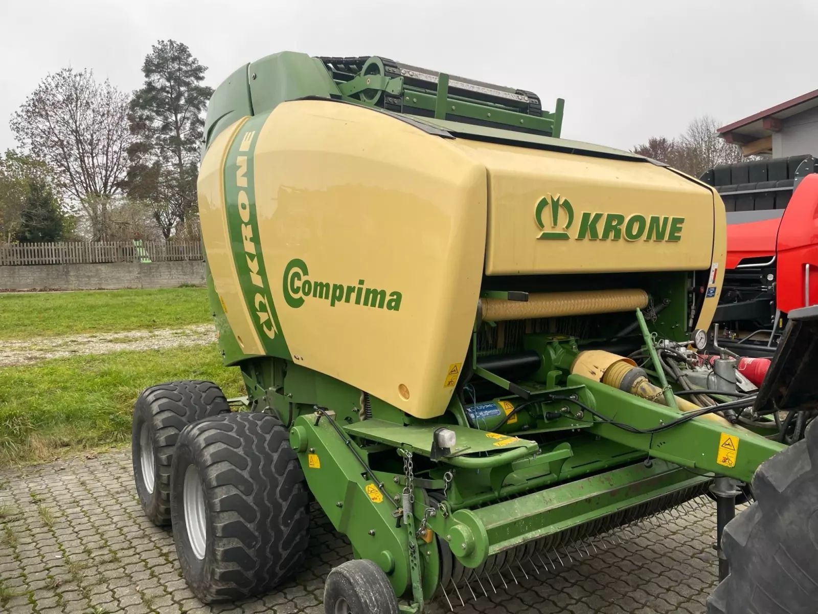 Krone Comprima V 180 XC Pressa 24.000 €