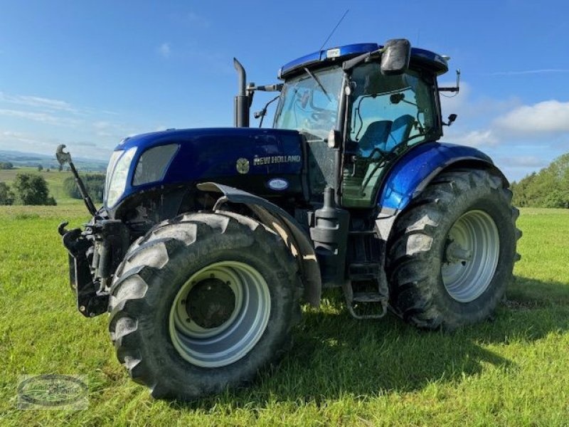 New Holland T7040 Power Command tractor €44,239