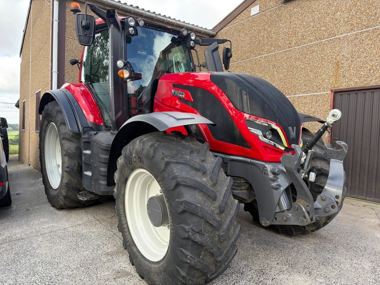 Valtra T 175 ED Tractor 88.000 €