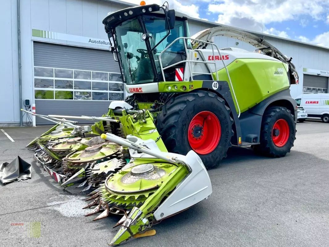 E-FARM: Claas Jaguar 950 - Self propelled forage harvester - id P7QWQNQ - €189,076 - Year of construction: 2017 - Engine hours: 4,155,Engine power (HP): 585,Germany