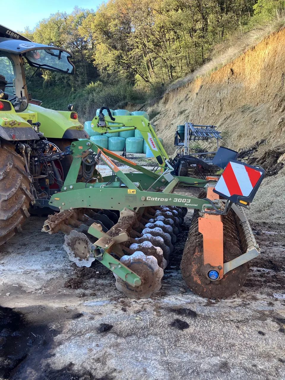 Amazone Catros+ 3003 Special Grubber 11.000 €