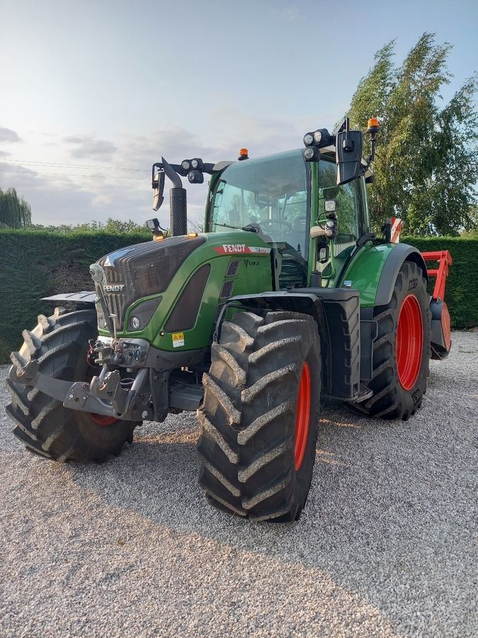 Fendt 718 Vario Power Tractor €135,000