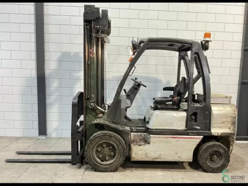 NISSAN g1d2a30q Forklift €7,950