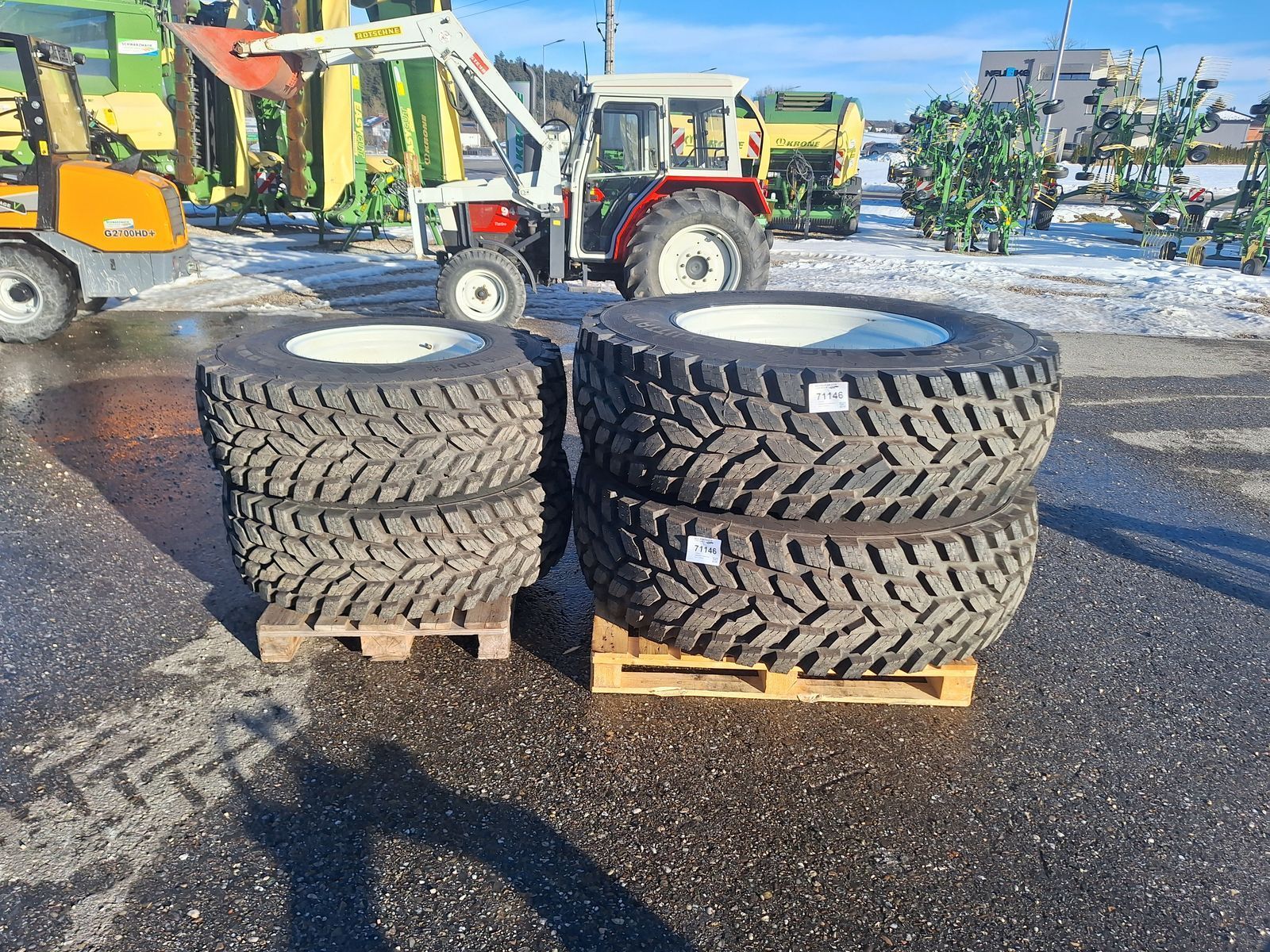 Nokian 480/80r34+400/80r24 kompletträder Roue et chenille 6 250 €