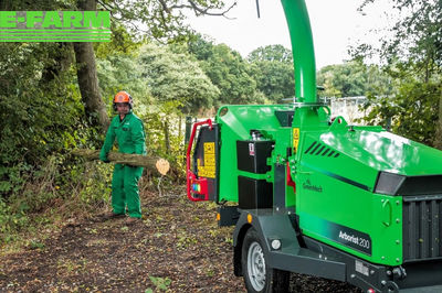 Greenmech arborist200 vermietung - Wood chipper and grinder - id YEB5RAJ - €16,471 - Year of construction: 2023 | E-FARM