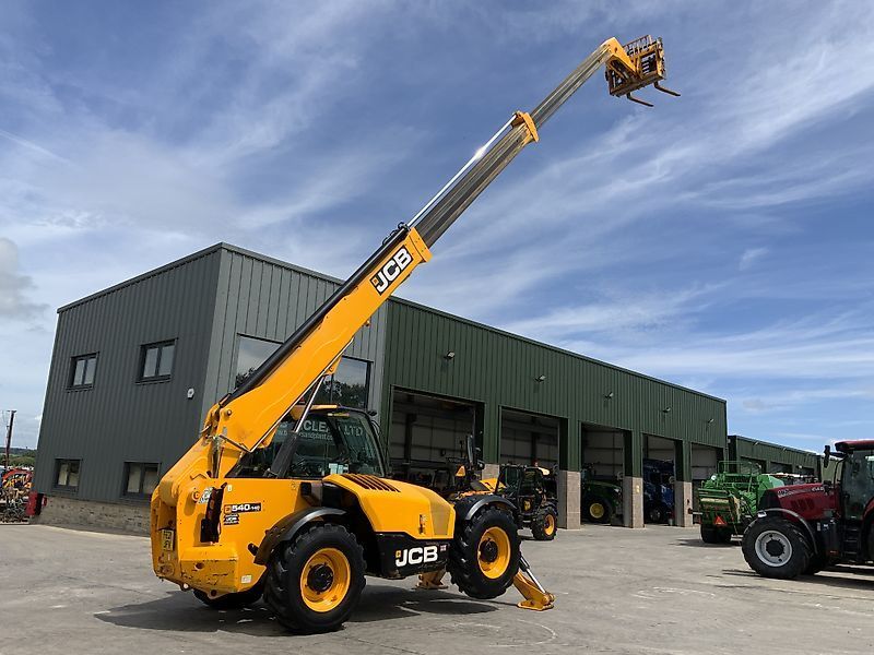 E-FARM: JCB 540-140 hi-viz telehandler (st23684) - Chargeur télescopique  - id VYCYUND - 39 128 € - Année: 2021 - Lecture du nombre d'heure: 4 423,Royaume-Uni