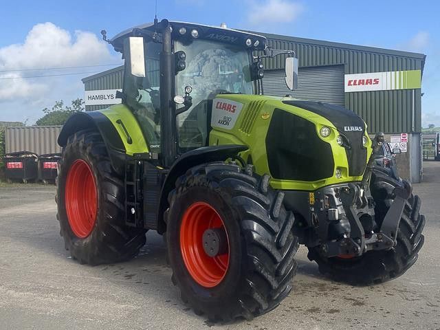 Claas Axion 830 Tractor €97,562