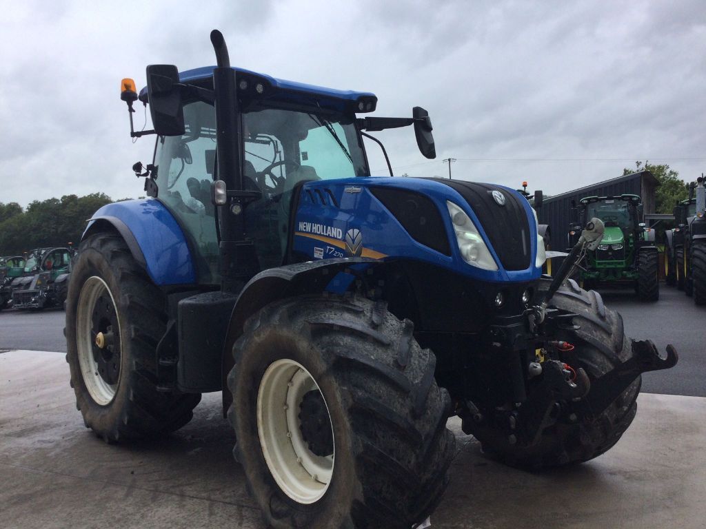 E-FARM: New Holland T7.270 - Tractor - id JIRQSJH - 89.900 € - Año: 2019 - Horas: 3267,Potencia del motor: 228,Francia