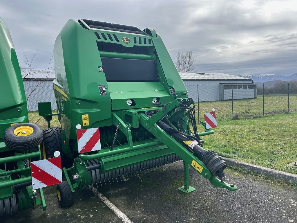 John Deere V451M Balownica 33 000 €