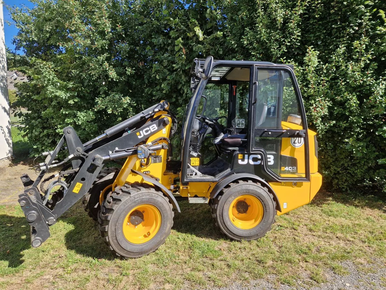 JCB 403 plus Tele wheel loader €40,500