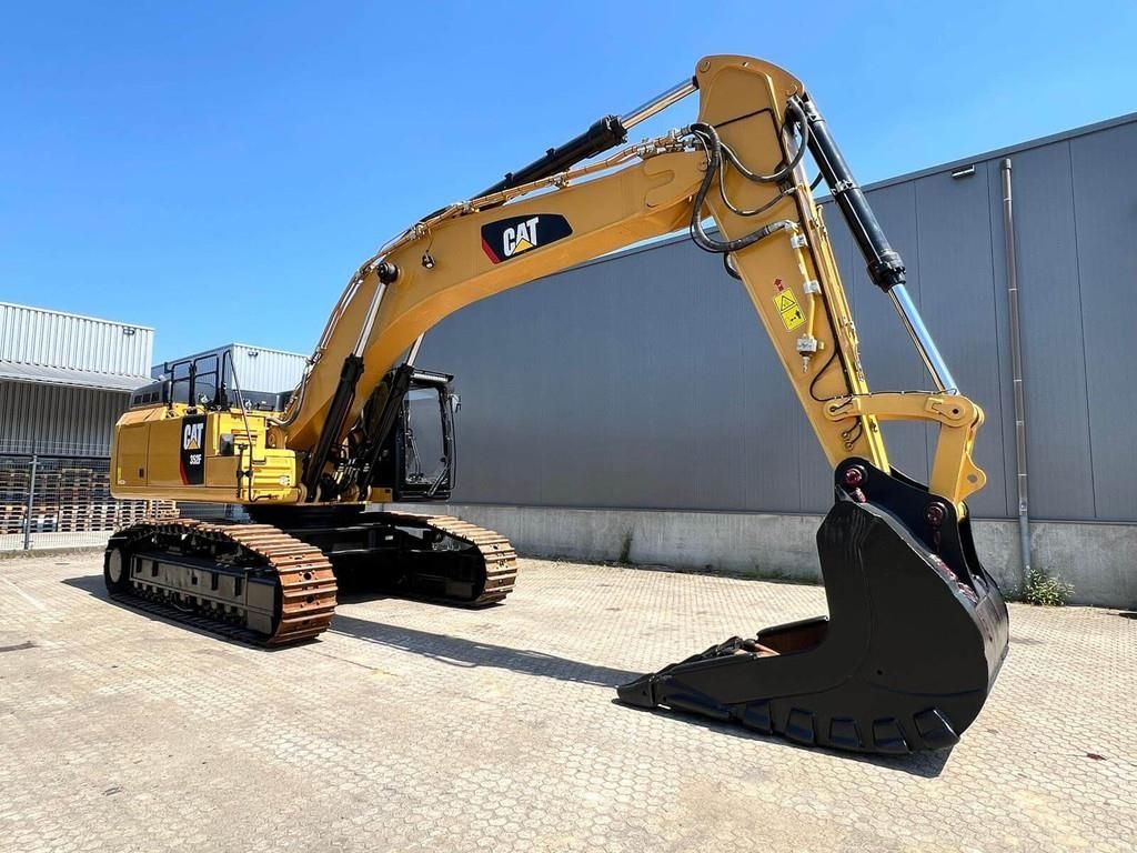 Caterpillar 352f Excavadora de orugas 174.500 €