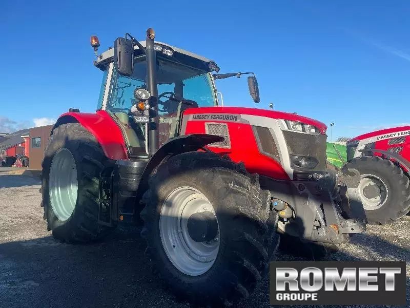 Massey Ferguson 7S.180 Efficient Tractor 92.000 EUR