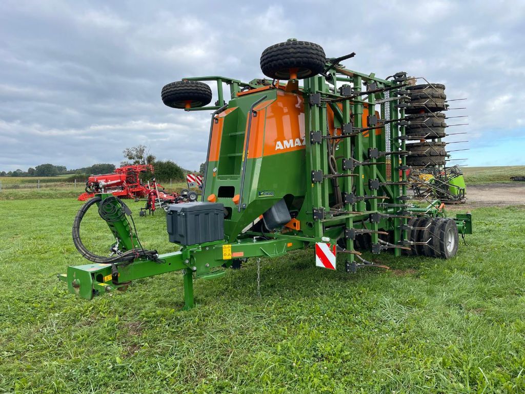 E-FARM: Amazone Cayena 6001 C - Taladro - id I7MQEFE - 65.000 € - Año: 2017 - Francia
