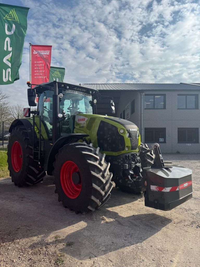 Claas Axion 870 CMATIC Tractor €177,000