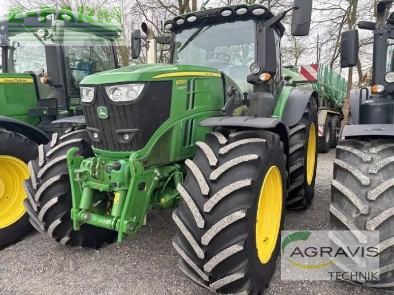 John Deere 6250R Tractor €127,900
