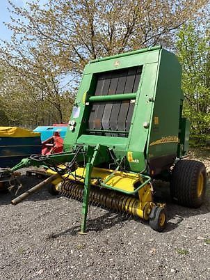 E-FARM: John Deere 592 - Baler - id IZU8PPN - €14,500 - Year of construction: 2005 - Total number of bales produced: 12,000,France