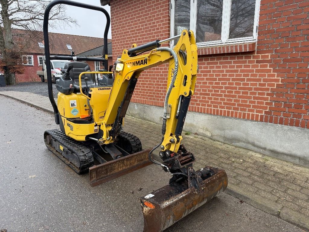 Yanmar VIO 12 Minikoparka 14 051 €
