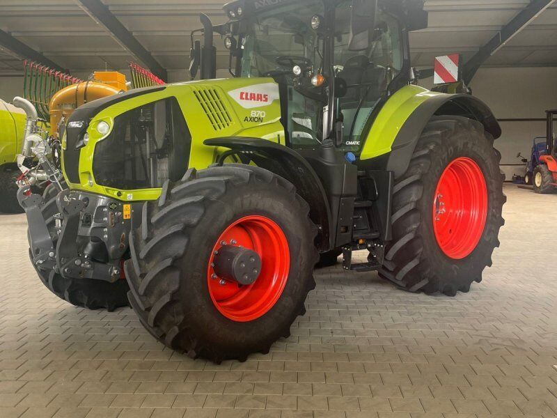 Claas Axion 870 CMATIC Tractor €155,900