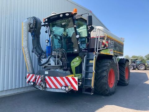 E-FARM: Claas Xerion 4000 SADDLE TRAC - Traktor - id RJUGJIA - 155.000 € - Baujahr: 2014 - Abgelesene Motorstunden: 7.862,Motorleistung (PS): 436,Deutschland