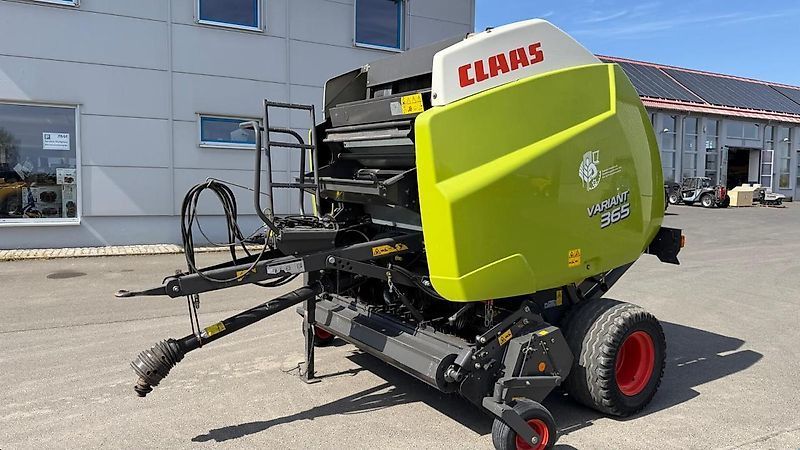 Claas Variant 365 RC Baler €14,999