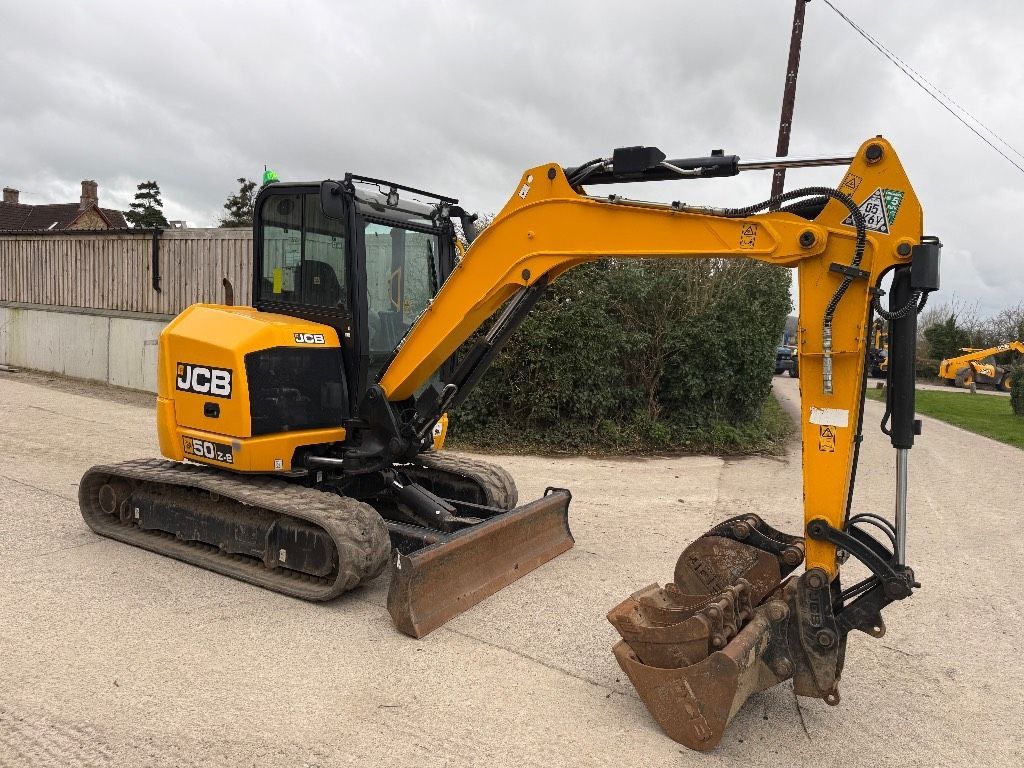 JCB 50Z-2 Mini excavator €37,705