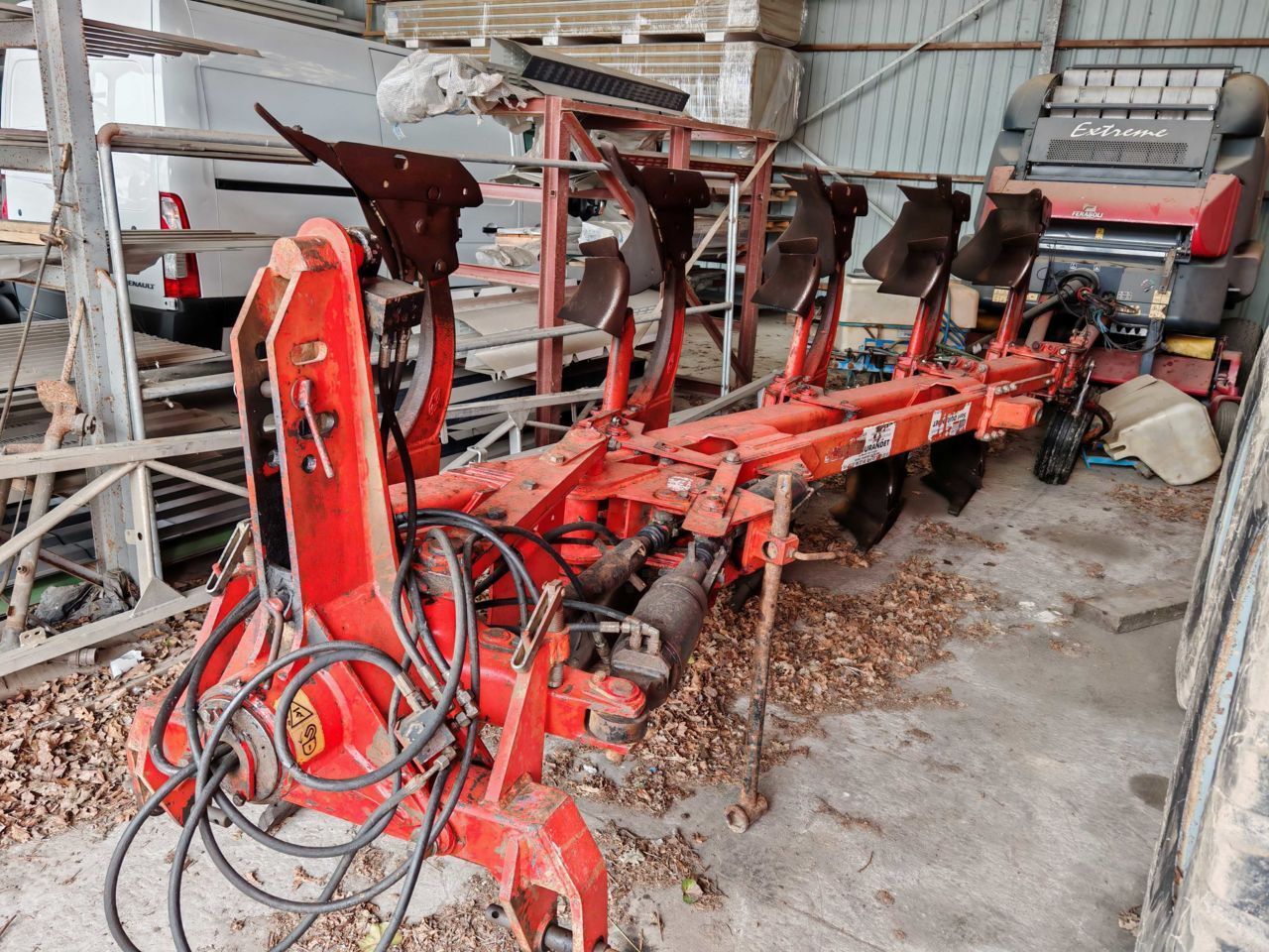 GREGOIRE BESSON rwb7 Charrue 7 000 €