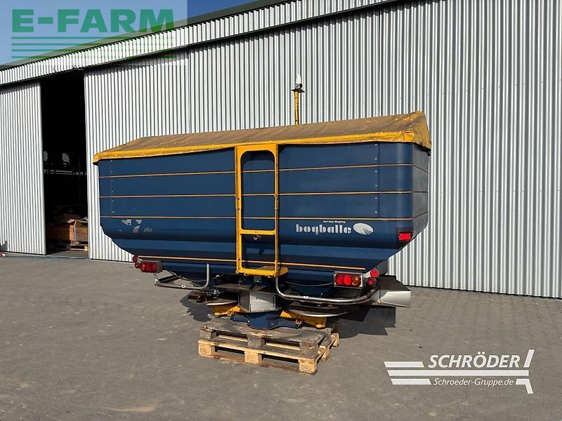 Bogballe m3w qz Rozsiewacz nawozów 7885 €
