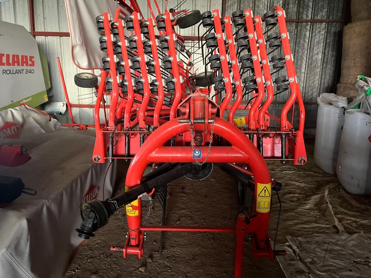 Kuhn GA 4321 GM Karuzelowy przetrząsacz do siana 5000 €