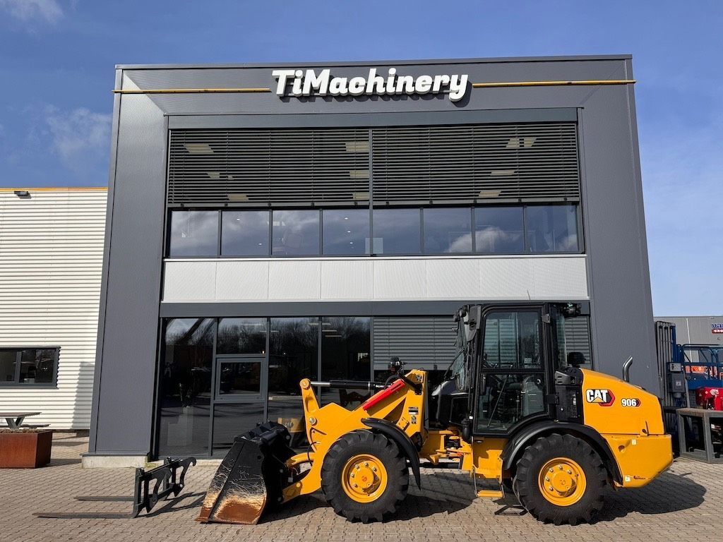 Caterpillar 906 (40km/22mph and a/c) Kolový nakladač 62 500 €