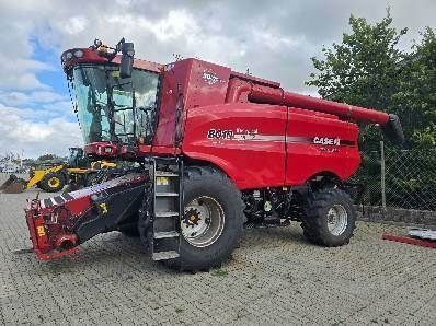 Case IH Axial-Flow 8010 Moissonneuse-batteuse 76 948 €