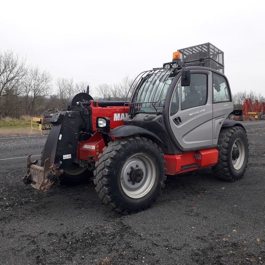 E-FARM: Manitou mlt 1040 l - Teleszkópos rakodó - id 7EK1YWY - 68 000 EUR - Gyártási év: 2016 - Üzemóra (motor): 3200,Motor teljesítménye (LE): 137,Franciaország