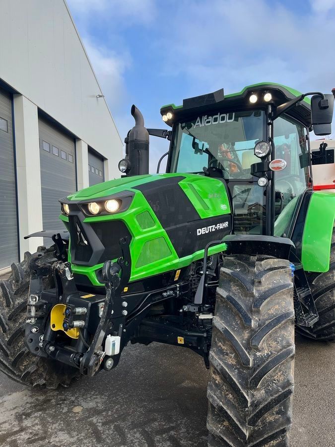 E-FARM: Deutz-Fahr 6135C TTV - Tractor - id UBDHWFR - €94,000 - Year of construction: 2022 - Engine hours: 600,Engine power (HP): 135,France