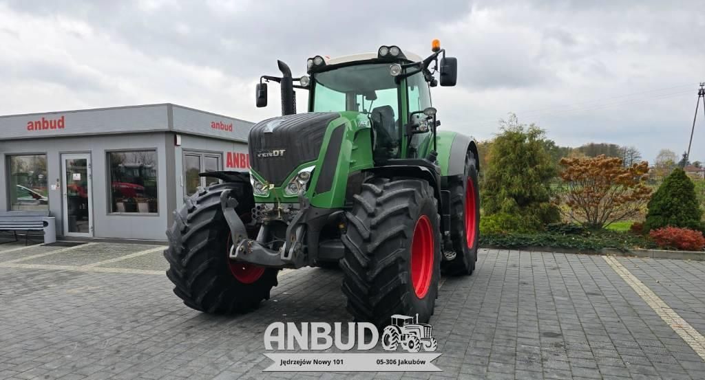 E-FARM: Fendt 824 Vario Profi - Tracteur - id EQKB5XD - 83 000 € - Année: 2015 - Lecture du nombre d'heure: 11 478,Puissance du moteur (chevaux): 240,Pologne