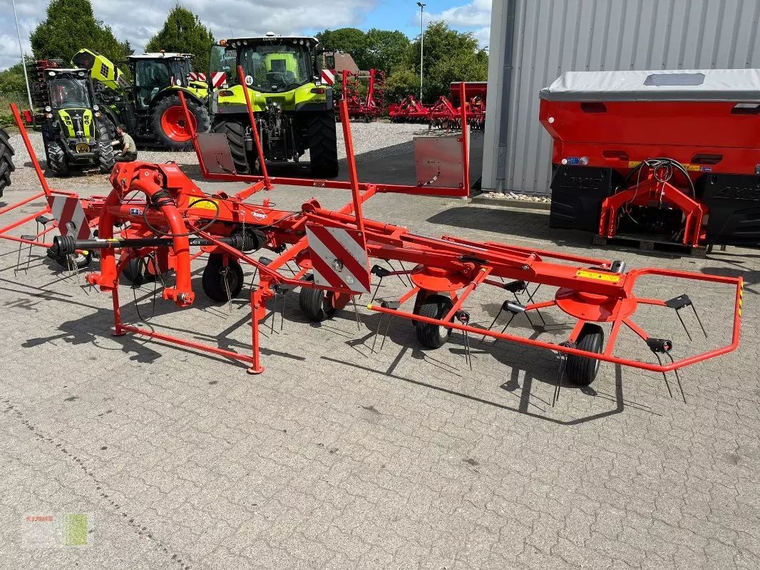 E-FARM: Kuhn GF 6502 - Tedder - id LSW4Z57 - 9500 € - Año: 2022 - Alemania