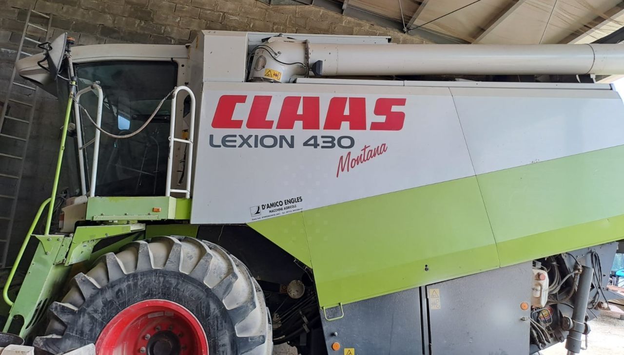 E-FARM: Claas Lexion 430 Montana - Combine harvester - id QZXB1XC - Year of construction: 2004 - Engine hours: 3,022,Italy