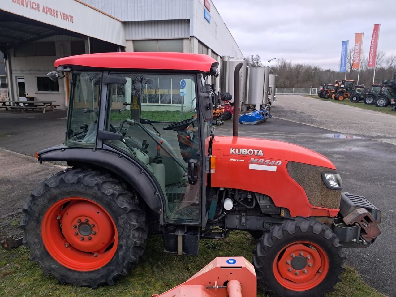 E-FARM: Kubota M 8540 - Tractor - id 6LBXE2D - Año: 2014 - Horas: 5.163,Potencia del motor: 86,Francia