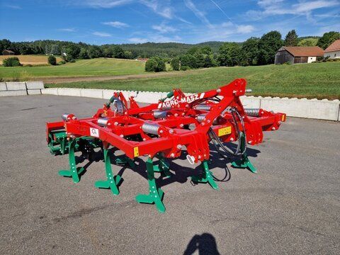 E-FARM: AGRO-MASZ runner 30 steinsicherung flügelschare - Cultivateur - id LBT7C6H - Année: 2025 - Allemagne