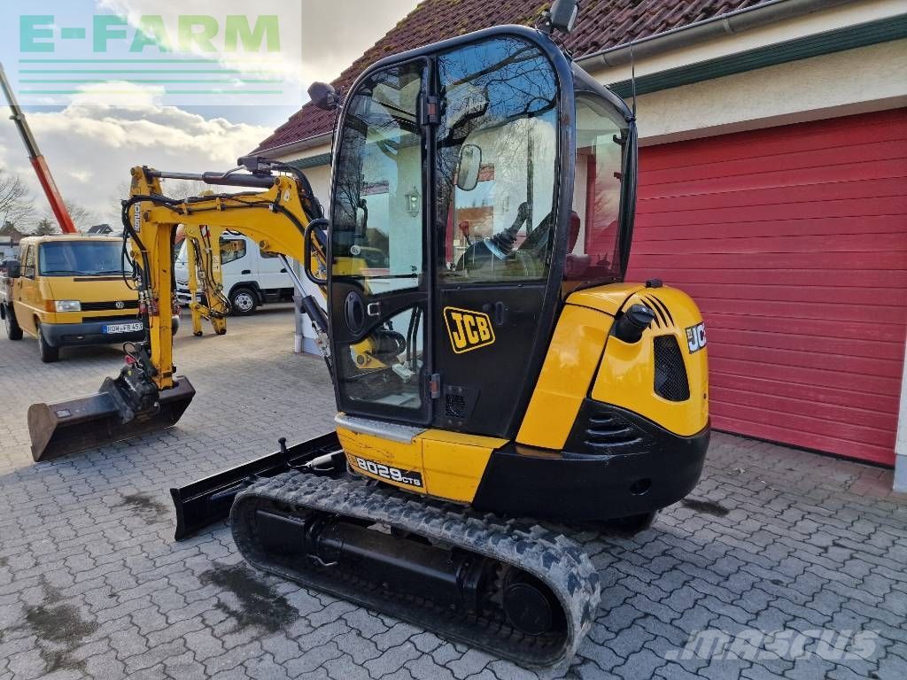 JCB 8029 cts Mini-pelle 27 950 €