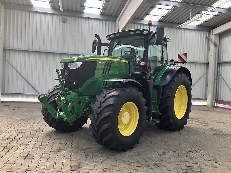 John Deere 6215 R Trattore 119.000 €