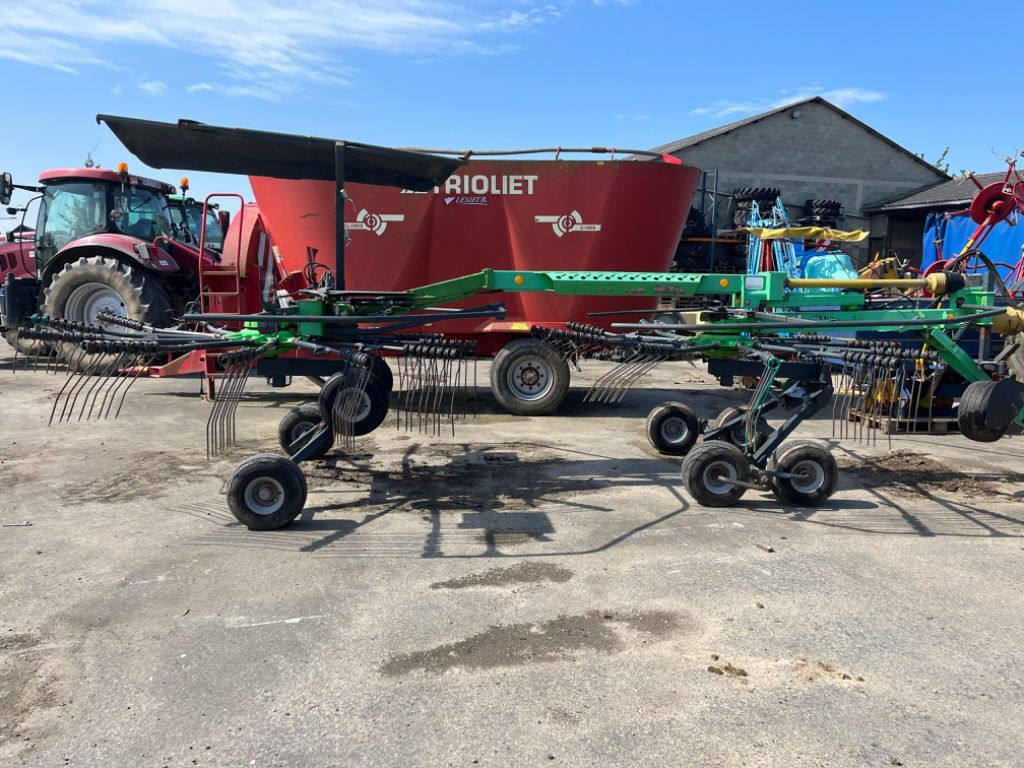 E-FARM: Deutz-Fahr swatmaster 7131 - Tedder - id 6XVCV9L - €8,500 - Year of construction: 2009 - France