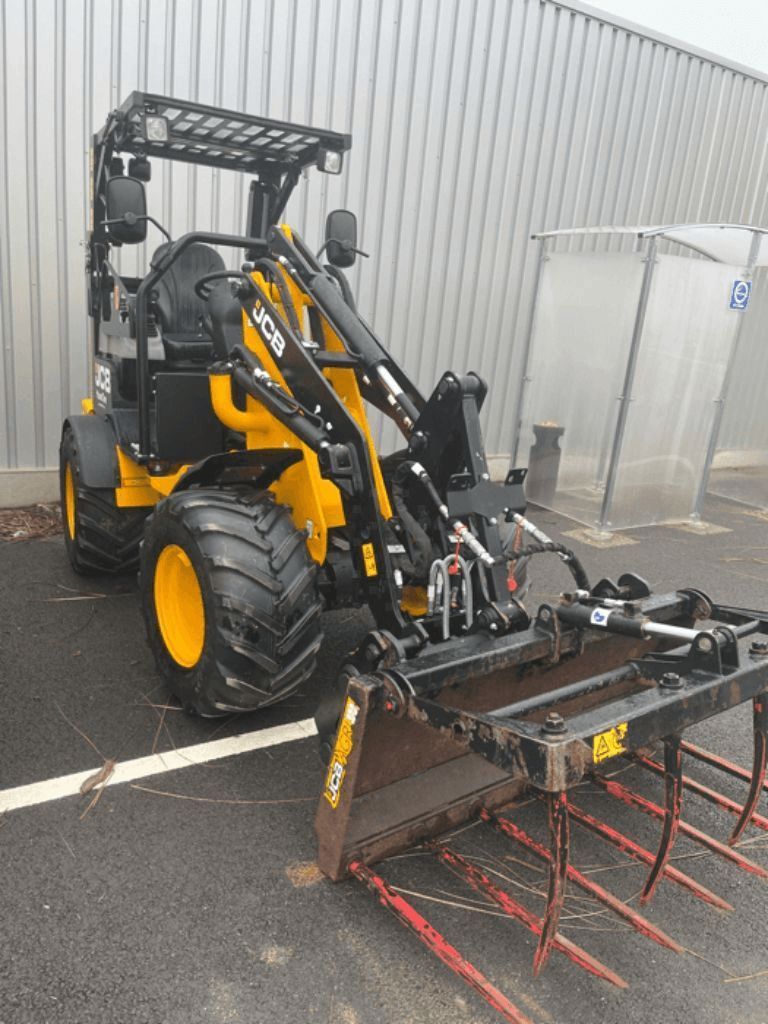 JCB 403 plus agri Chargeuse sur pneus 38 000 €
