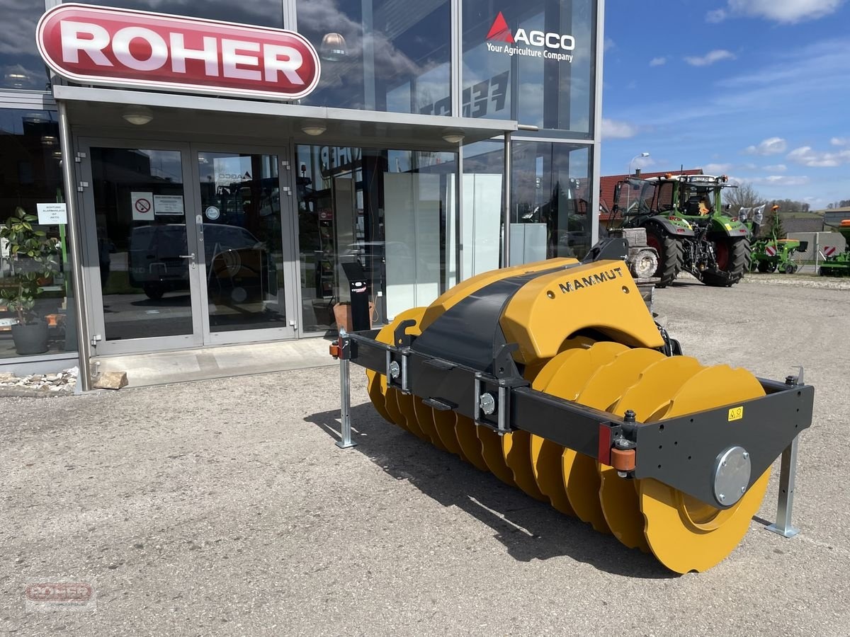 MAMMUT verdichterwalze sk 250-h silagecutterandspreader €11,583