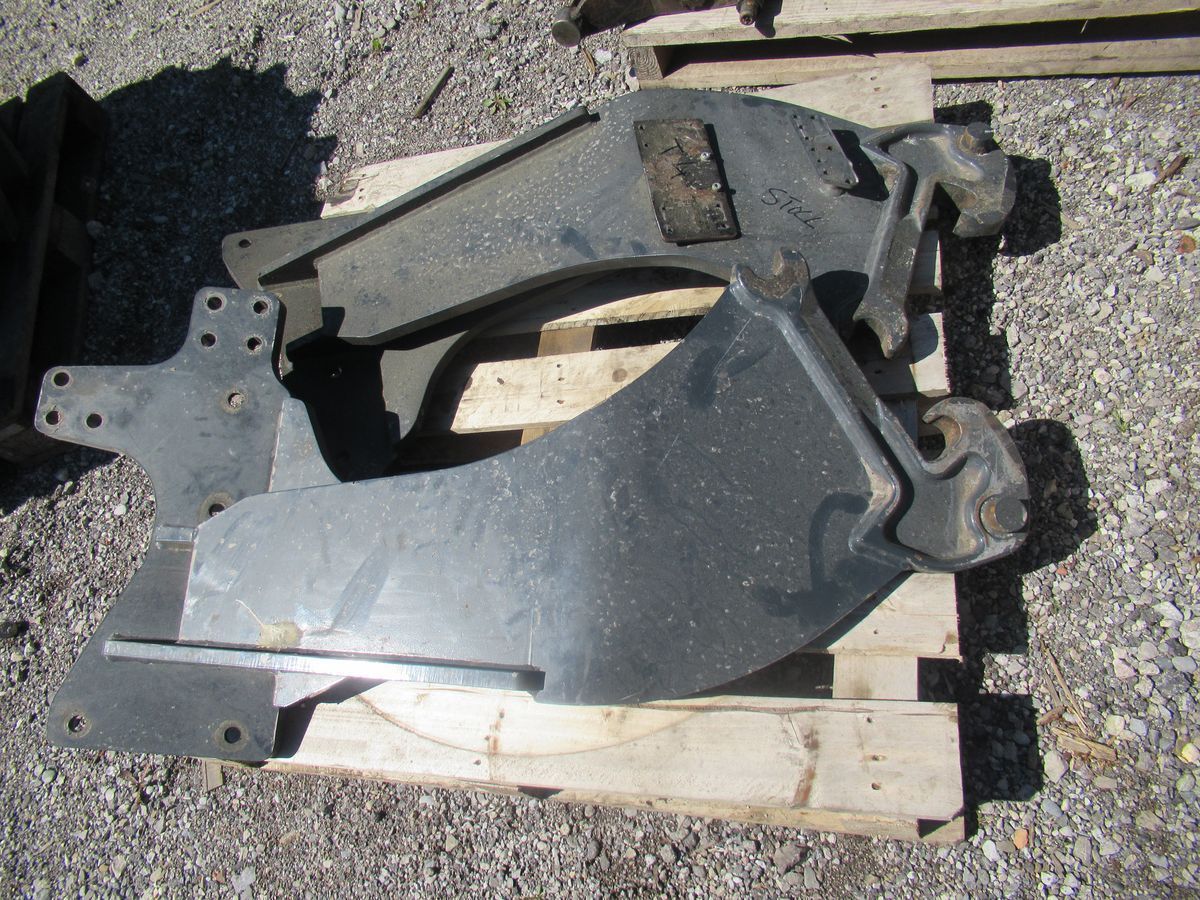 E-FARM: STOLL frontladerkonsole - Anbaugerät - id MNAPFZY - 1.500 € - Österreich