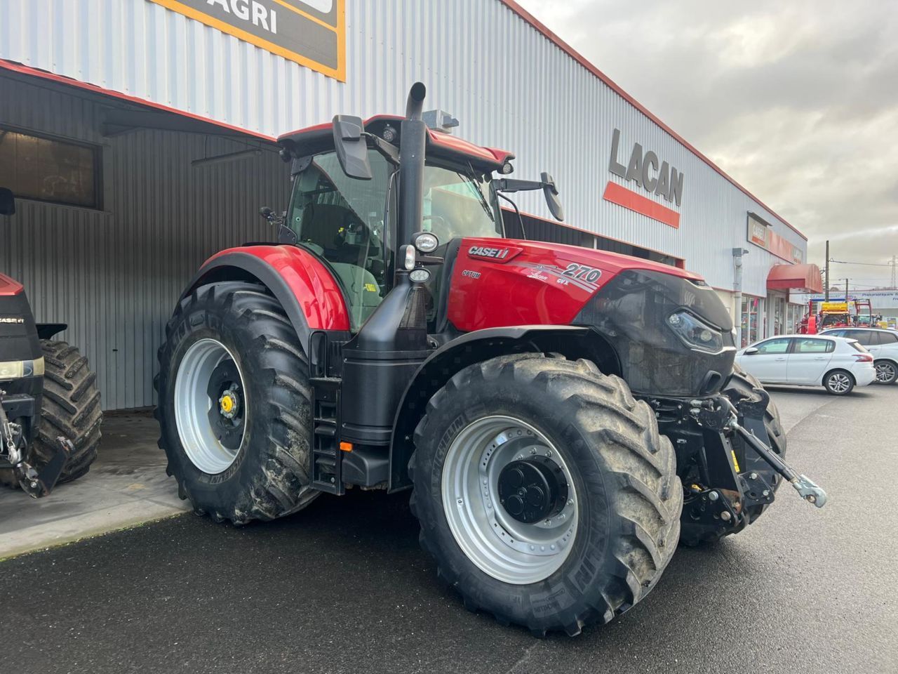E-FARM: Case IH Optum 270 CVX - Tractor - id 1BBL5VJ - 129.000 EUR - Anul: 2019 - Citeste ore: 2.800,Muterea motorului: 270,Franța