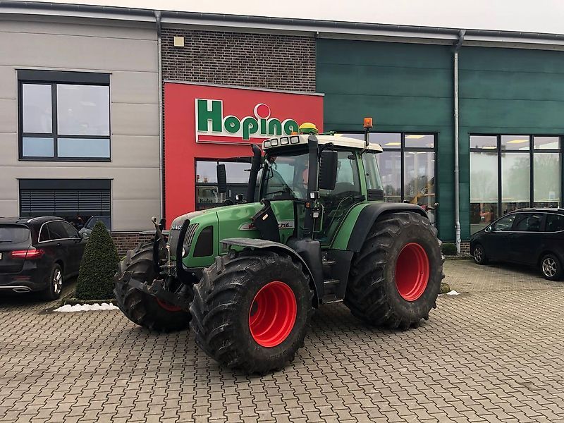 E-FARM: Fendt Favorit 716 Vario - Traktorius - id KI428LD - 46 000 € - Gamybos metai: 2002 - Variklio darbo valandos: 11 907,Variklio galia (AG): 169,Vokietija