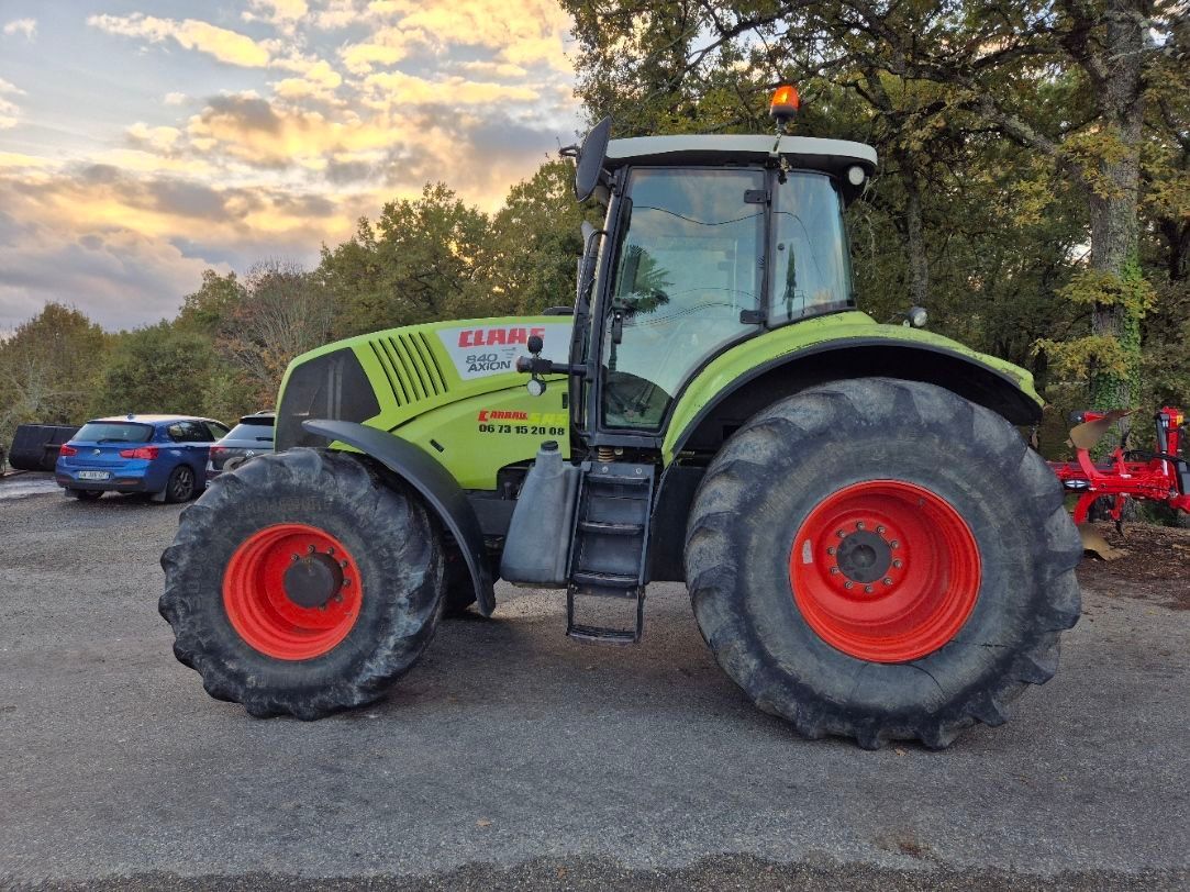 Claas Axion 840 Traktor