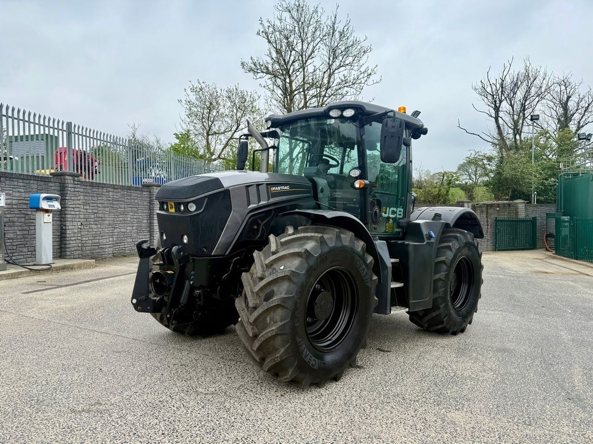 JCB 4220 Tractor